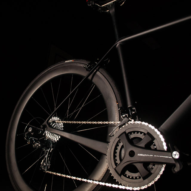 Discover the E12 - Endurance Road Bike