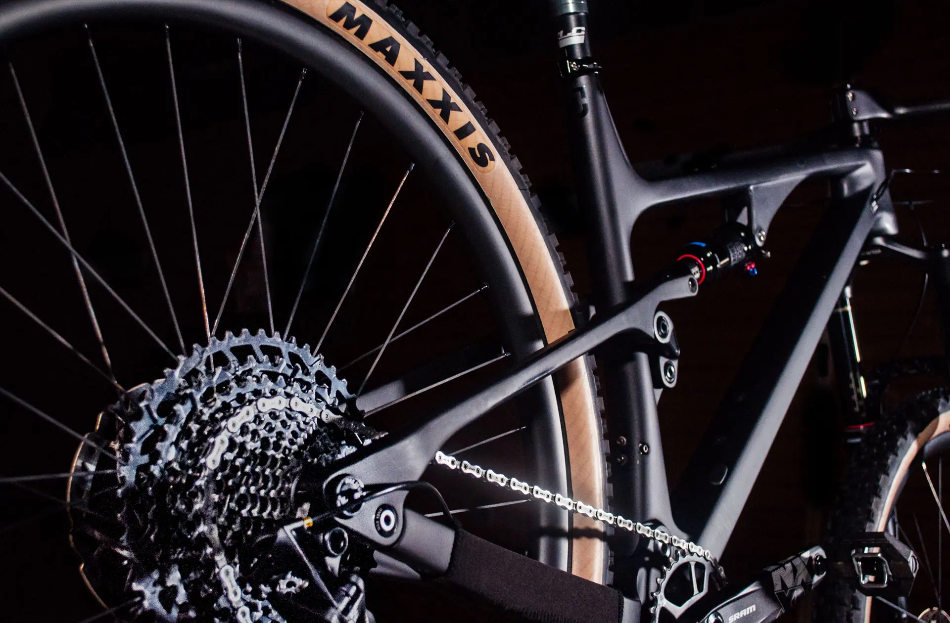 F12 - Geländelegende - Fully MTB